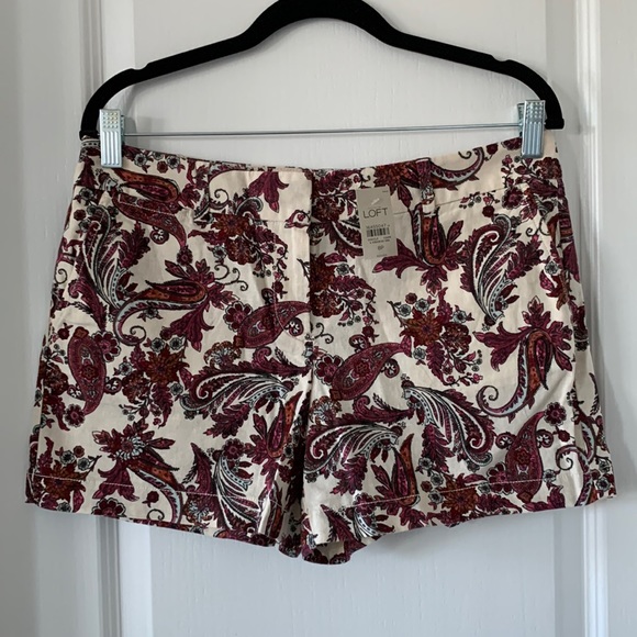 LOFT Pants - LOFT Linen/Cotton Blend 3.5” Inseam Paisley Floral Print Shorts Size 8P NWT
